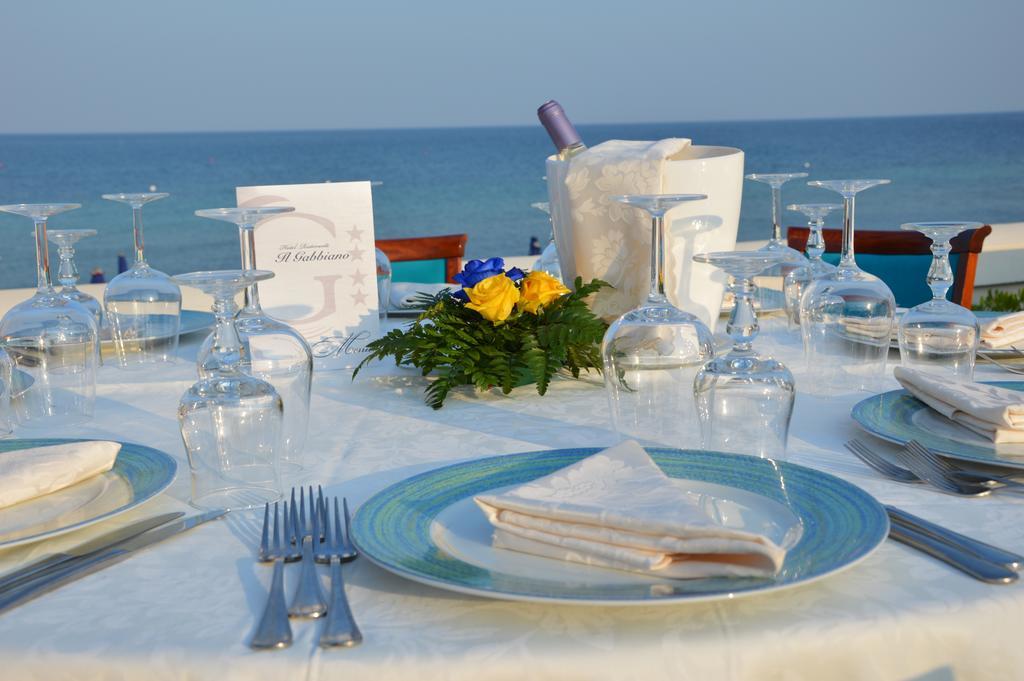 Hotel Residence Il Gabbiano Cirò Marina Esterno foto
