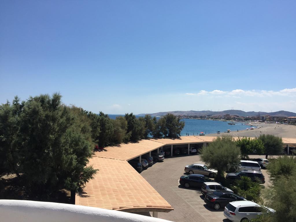 Hotel Residence Il Gabbiano Cirò Marina Esterno foto