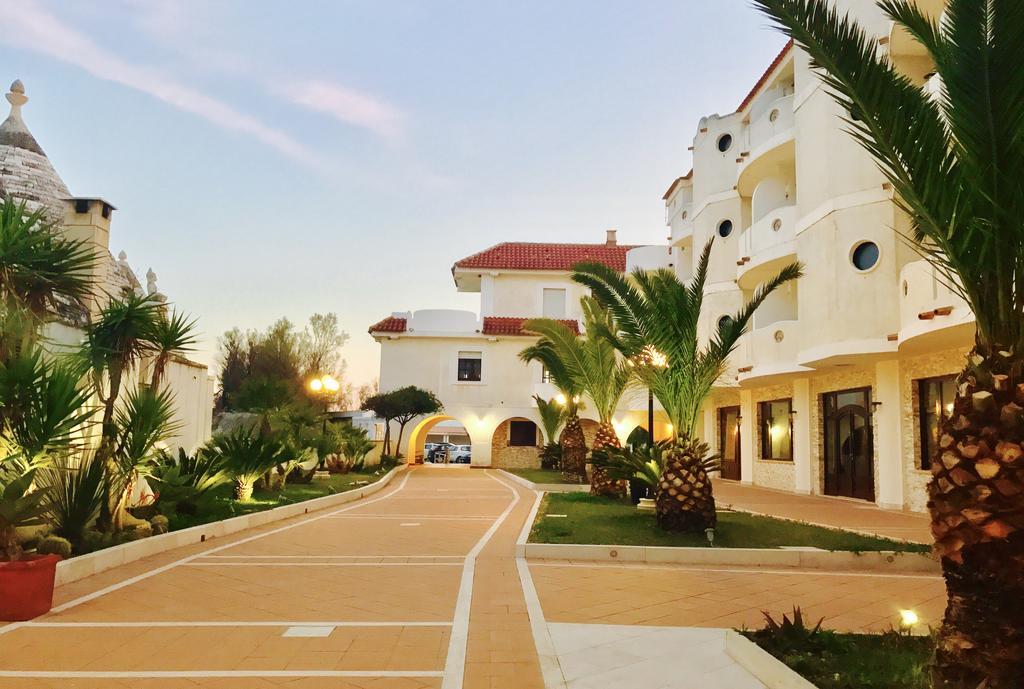 Hotel Residence Il Gabbiano Cirò Marina Esterno foto